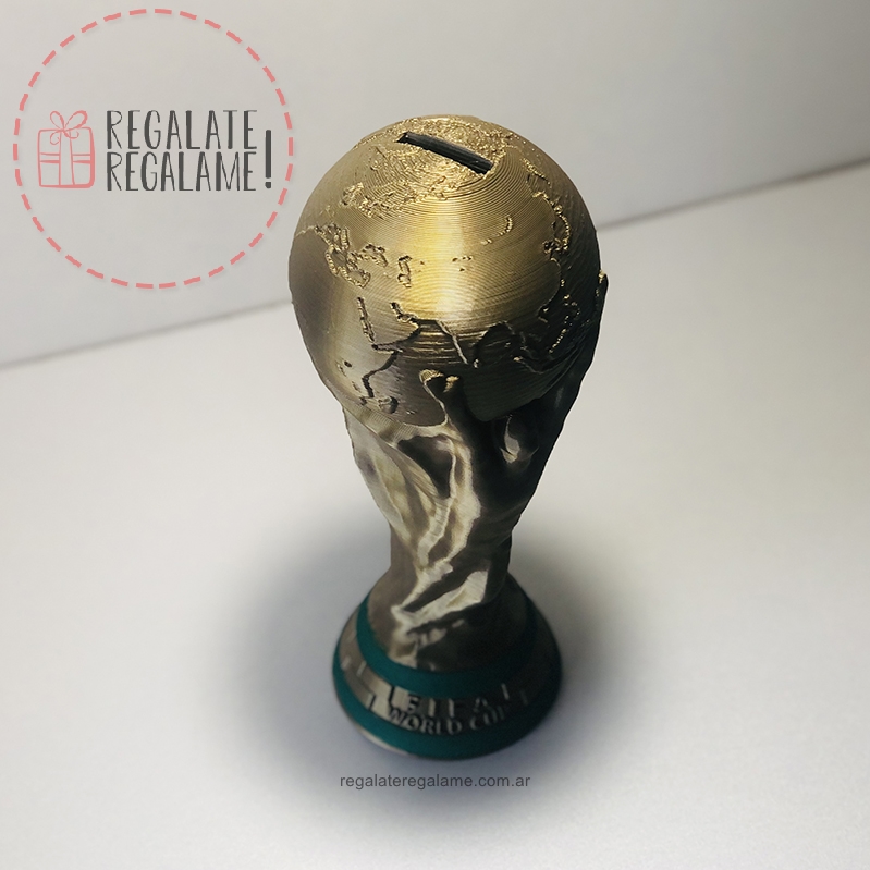 Alcancia copa del mundo