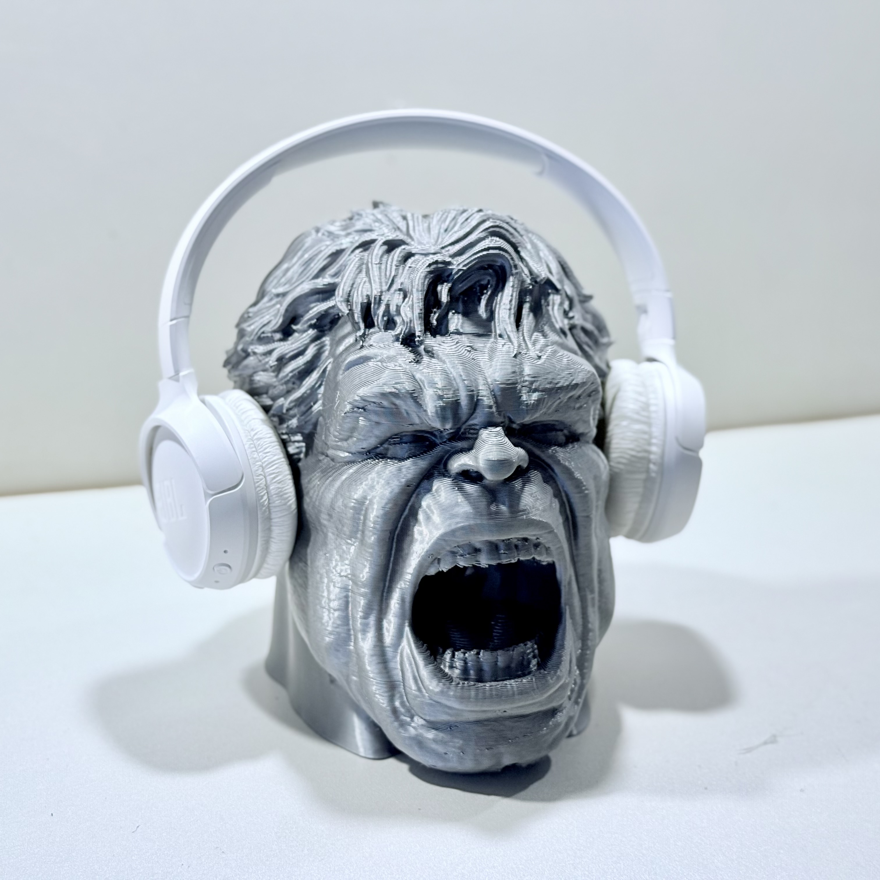 Porta auricular Hulk